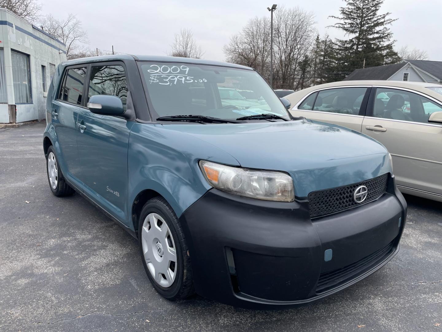 2009 blue Scion xB Wagon (JTLKE50E291) with an 2.4L L4 DOHC 16V engine, automatic transmission, located at 101 N. Main Street, Muncy, PA, 17756, (570) 546-5462, 41.207691, -76.785942 - Photo#0